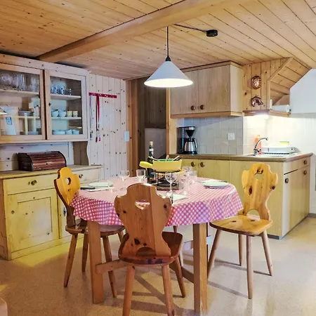 Esther By Interhome Feriehus